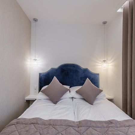 Florencja - Nowy Apartament W Centrum Miasta Z Klimatyzacja Oraz Zadaszonym Parkingiem W Cenie Нови Тарг Екстериор снимка